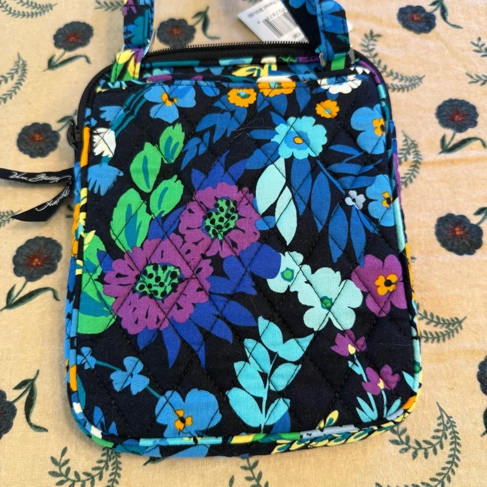 NWT Vera Bradley Mini Hipster in Midnight Blues Pattern - Picture 3 of 6
